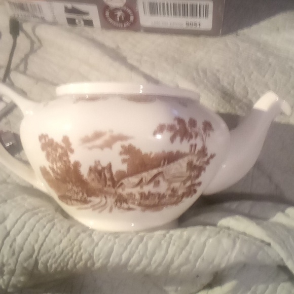 Royal Tudor Ware TeaPot (Brown Series) rare - Picture 5 of 8